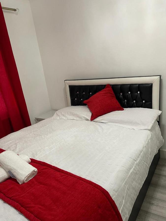 Uk Holiday Apartments 6 Бирмингам Екстериор снимка